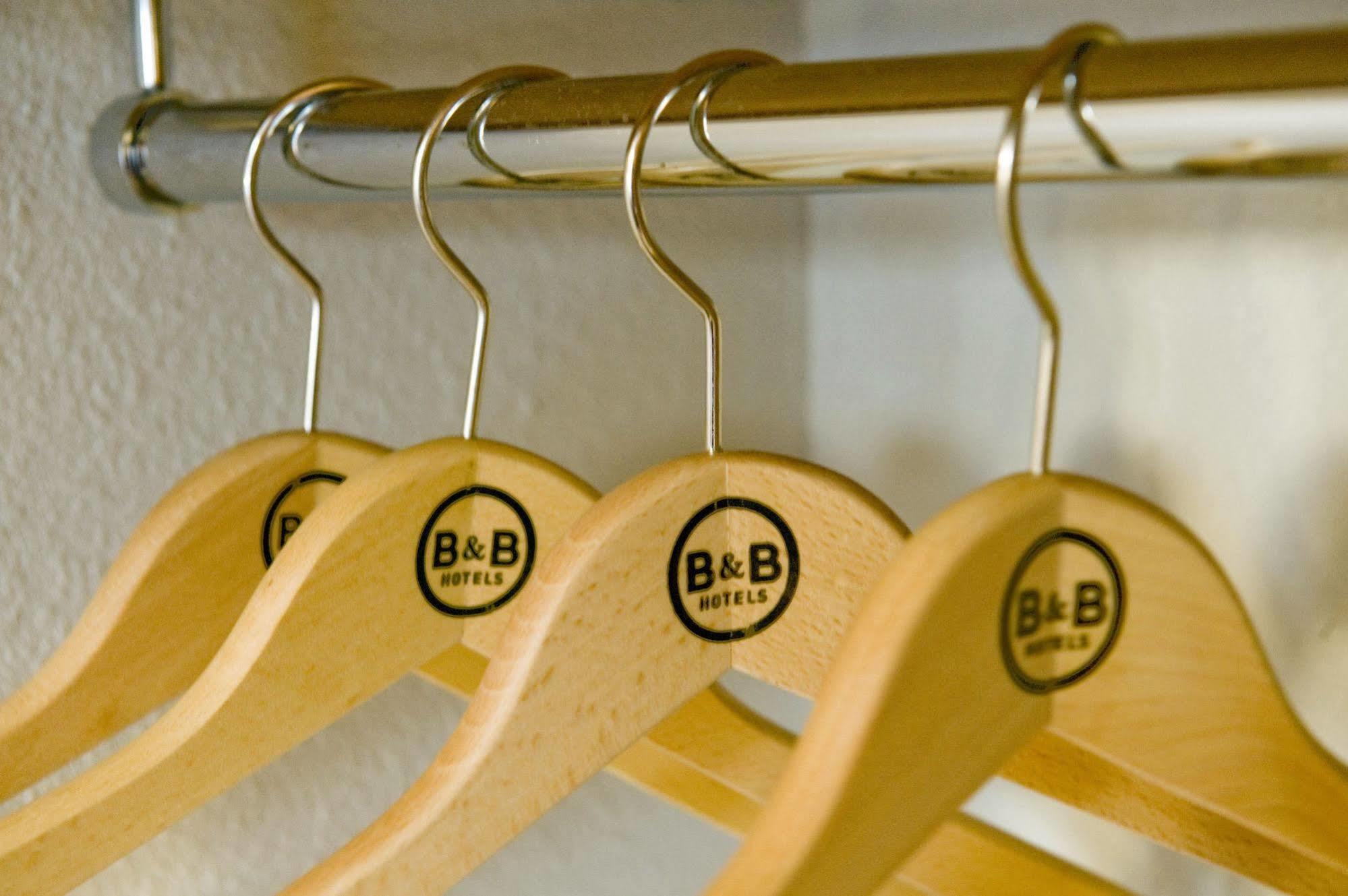 B&B Hotel Pezenas Hotel 2*